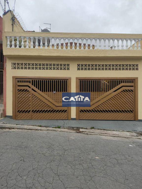 Casa em Itaquera, São Paulo/SP de 220m² 5 quartos à venda por R$ 699.000,00