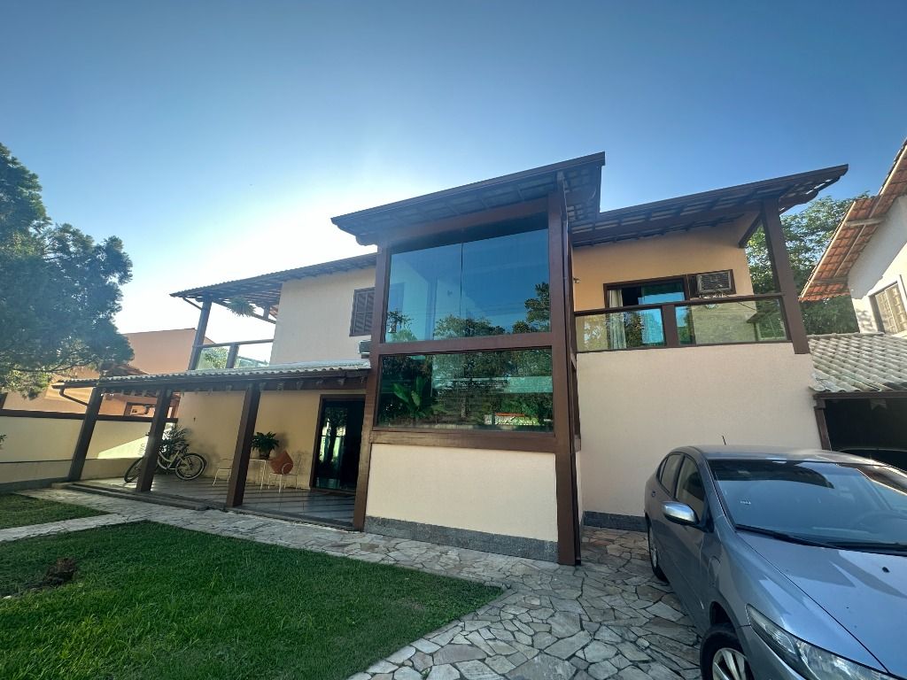 Casa em Itaipu, Niterói/RJ de 350m² 5 quartos à venda por R$ 1.249.000,00