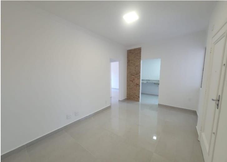 Apartamento em Gonzaga, Santos/SP de 70m² 2 quartos para locação R$ 1.920,00/mes