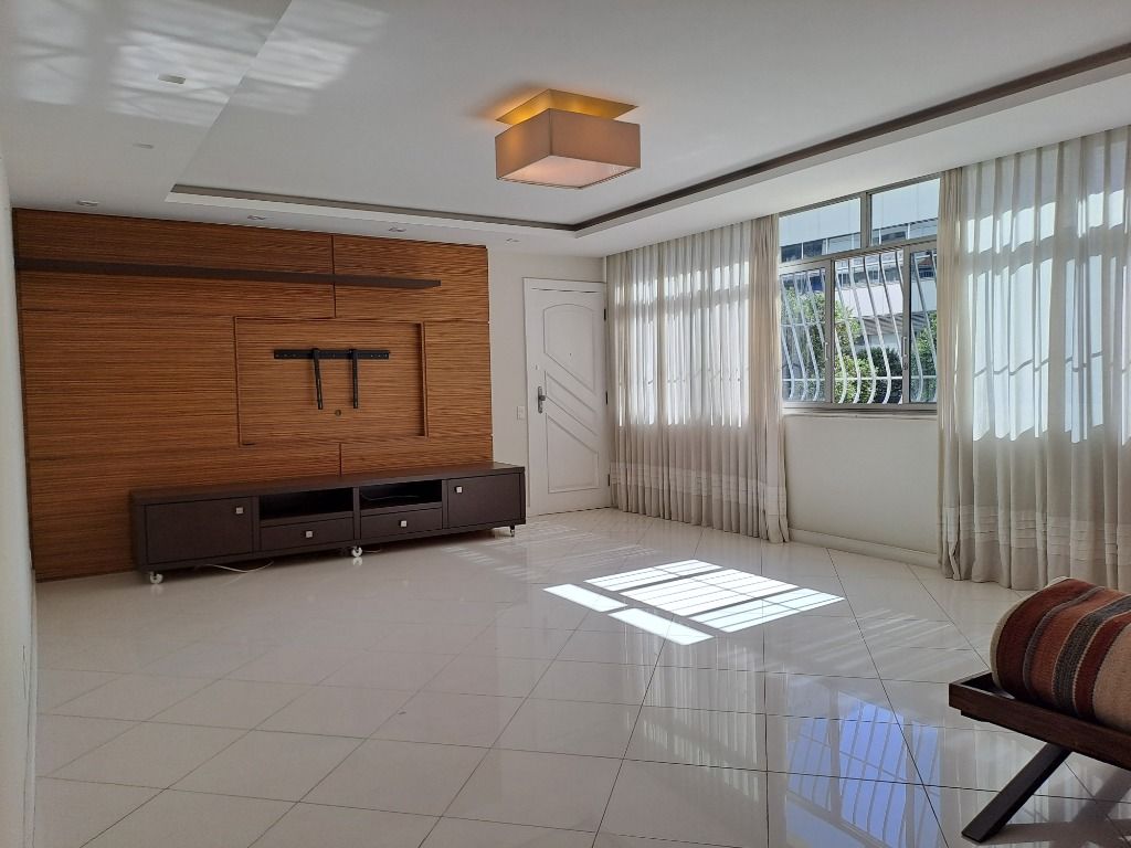 Apartamento em Icaraí, Niterói/RJ de 160m² 4 quartos à venda por R$ 1.198.000,00
