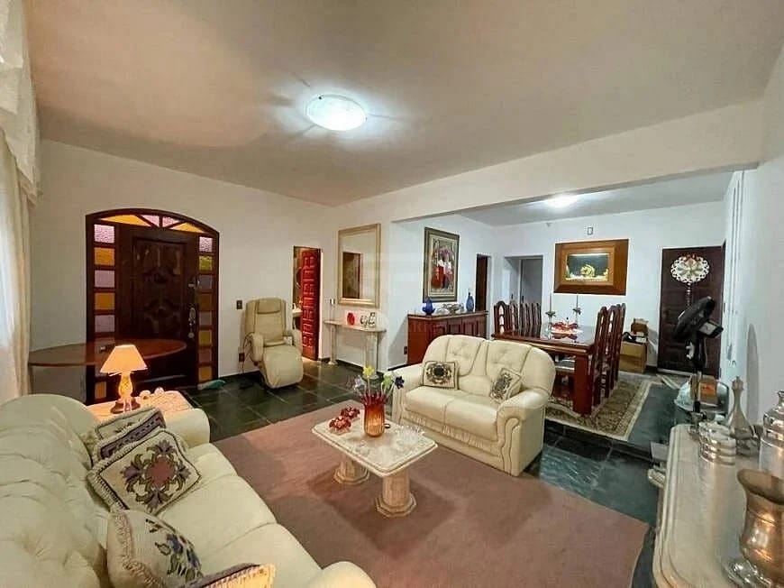 Casa em Castelo, Belo Horizonte/MG de 250m² 3 quartos para locação R$ 5.500,00/mes