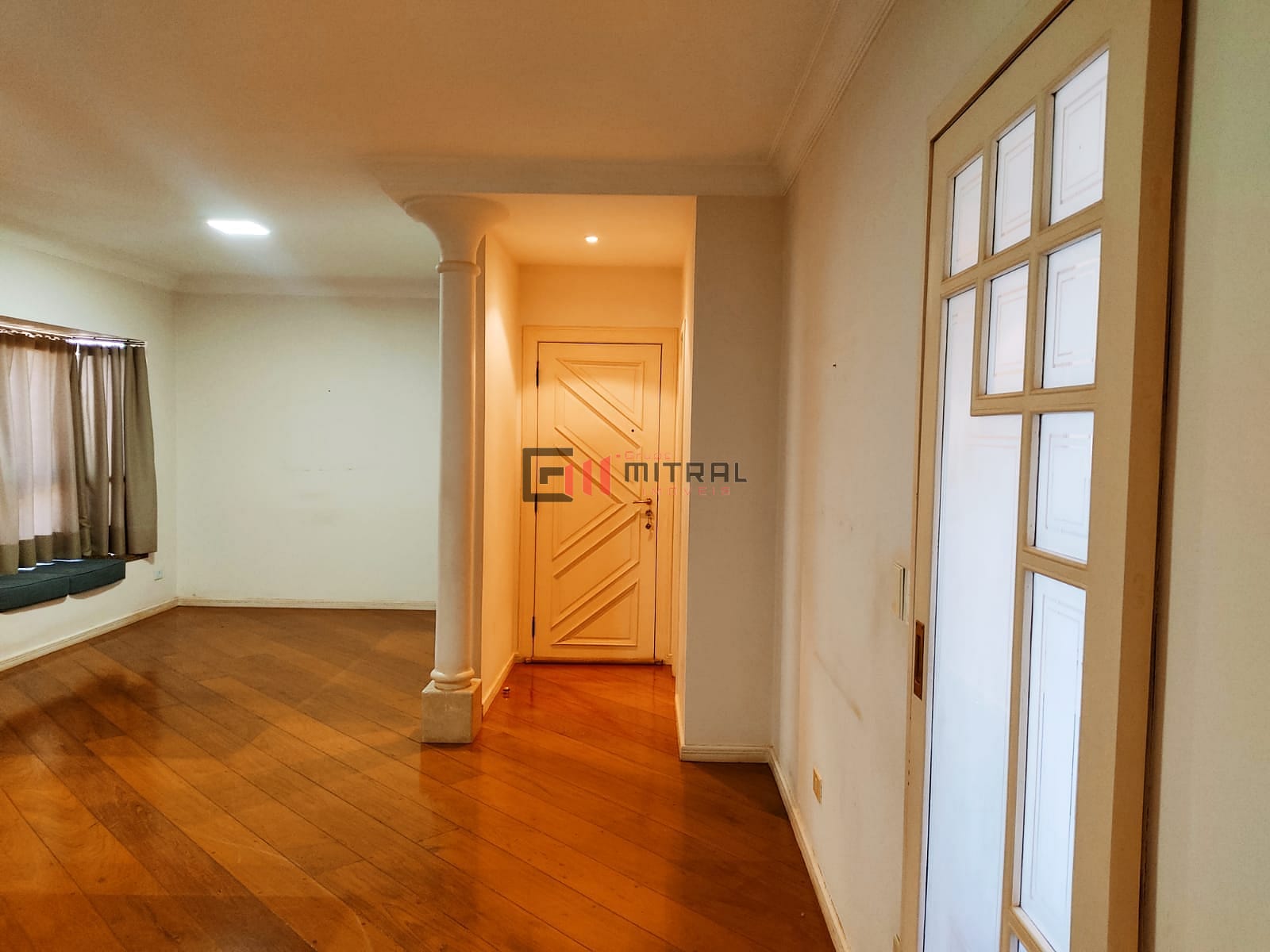 Apartamento em Vila Fujita, Londrina/PR de 126m² 4 quartos à venda por R$ 689.000,00