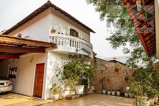 Casa em Vila Flórida, São Bernardo do Campo/SP de 400m² 7 quartos à venda por R$ 848.000,00