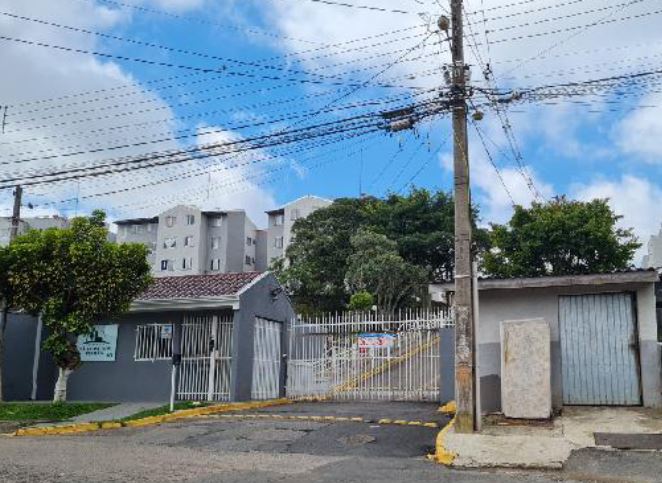 Apartamento em Santo Antônio, São José dos Pinhais/PR de 50m² 2 quartos à venda por R$ 99.500,00