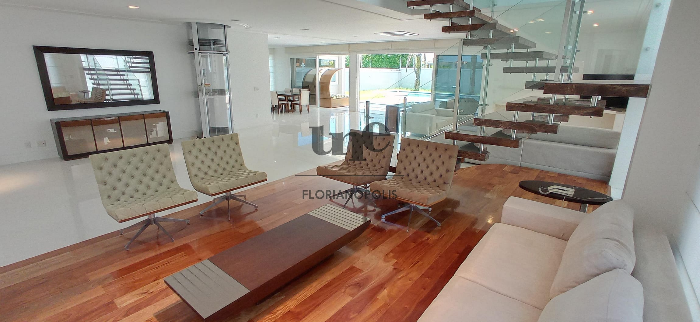 Casa em Jurerê Internacional, Florianópolis/SC de 900m² 6 quartos à venda por R$ 11.498.990,00