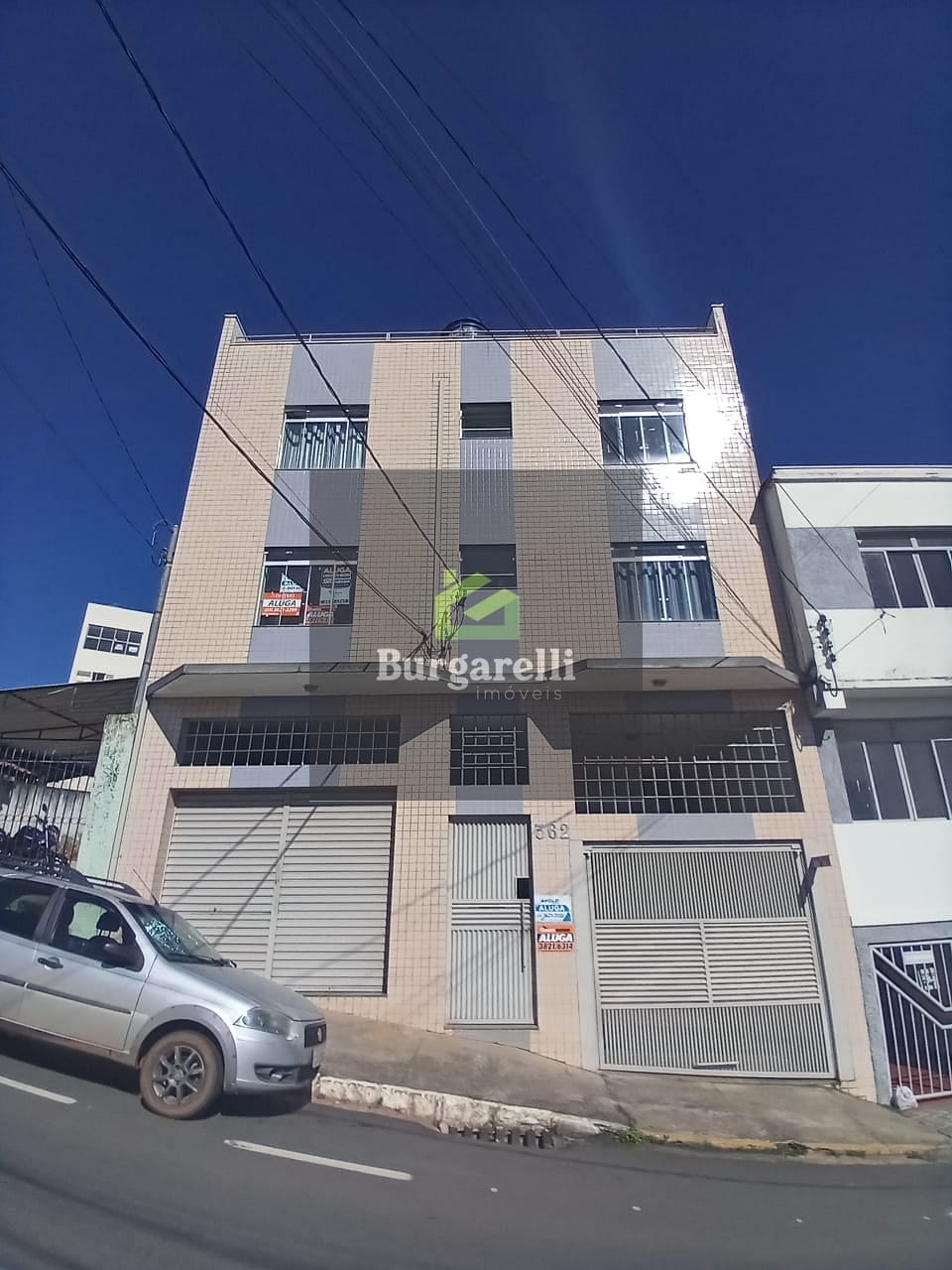 Apartamento em Centro, Lavras/MG de 110m² 2 quartos para locação R$ 1.400,00/mes