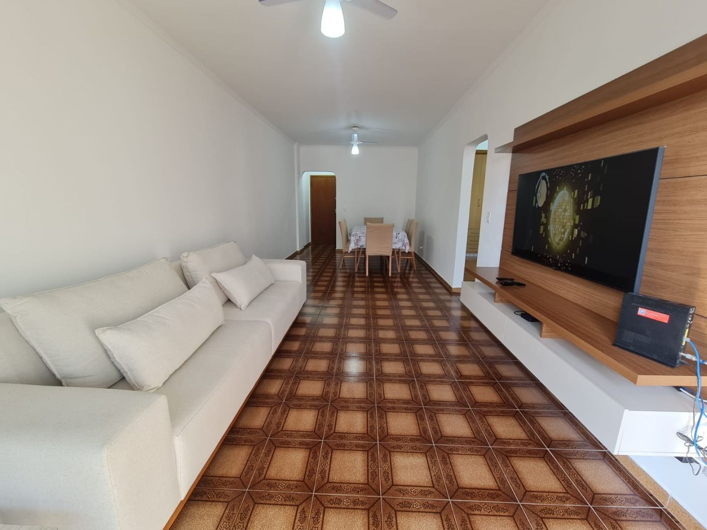 Apartamento em Vila Guilhermina, Praia Grande/SP de 87m² 2 quartos à venda por R$ 369.000,00