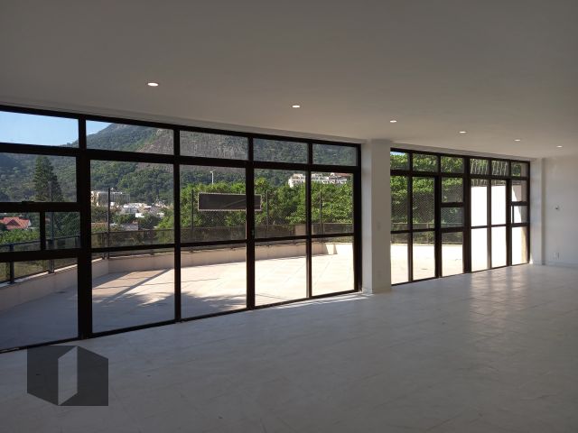 Penthouse em Barra da Tijuca, Rio de Janeiro/RJ de 379m² 5 quartos à venda por R$ 2.699.000,00