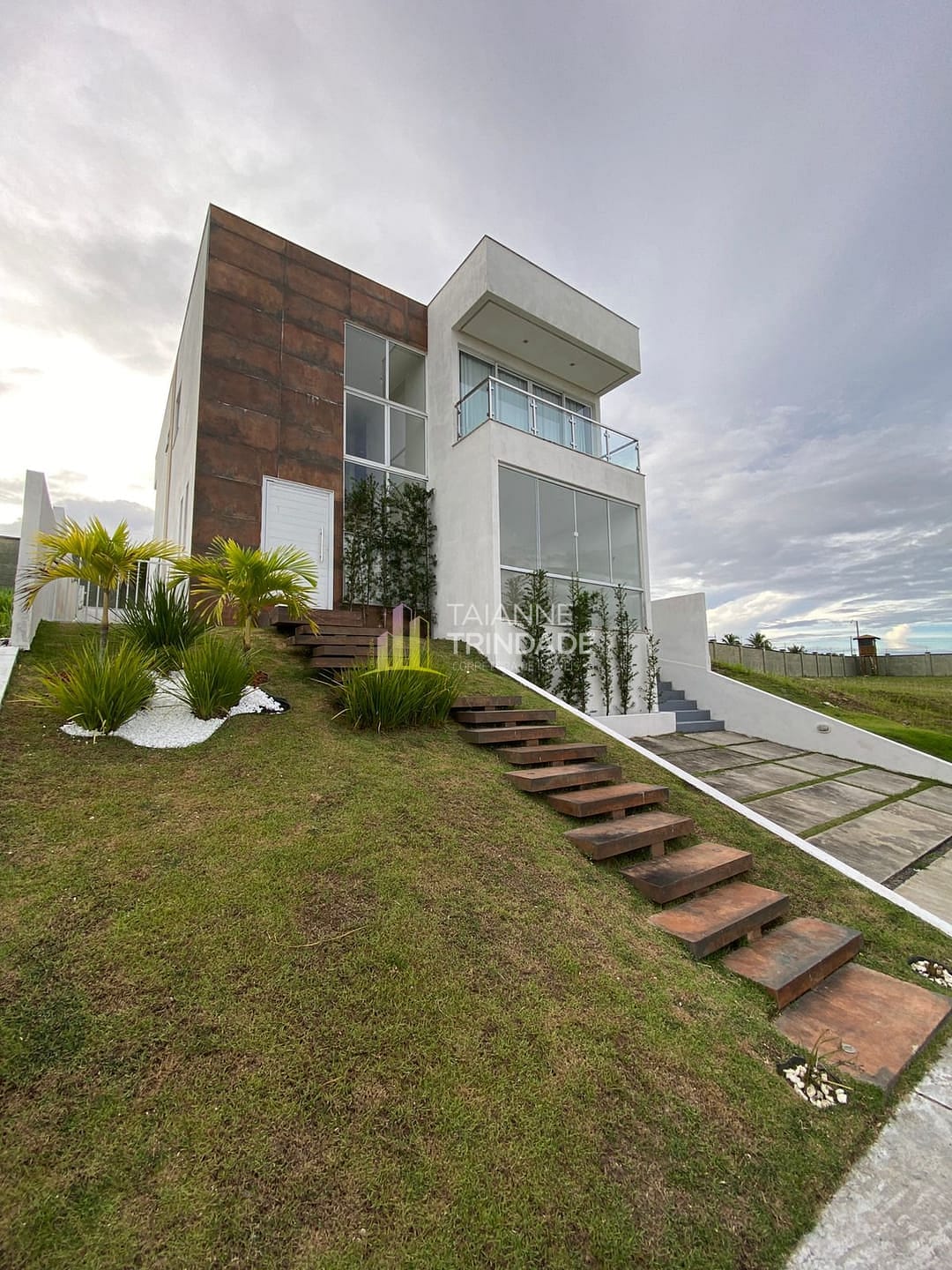 Casa em Centro, Camaçari/BA de 180m² 3 quartos à venda por R$ 789.000,00