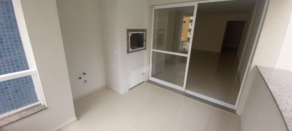 Apartamento em Centro, Florianópolis/SC de 125m² 4 quartos para locação R$ 4.700,00/mes