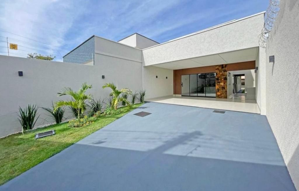 Casa em Residencial Canadá, Goiânia/GO de 140m² 3 quartos à venda por R$ 694.000,00