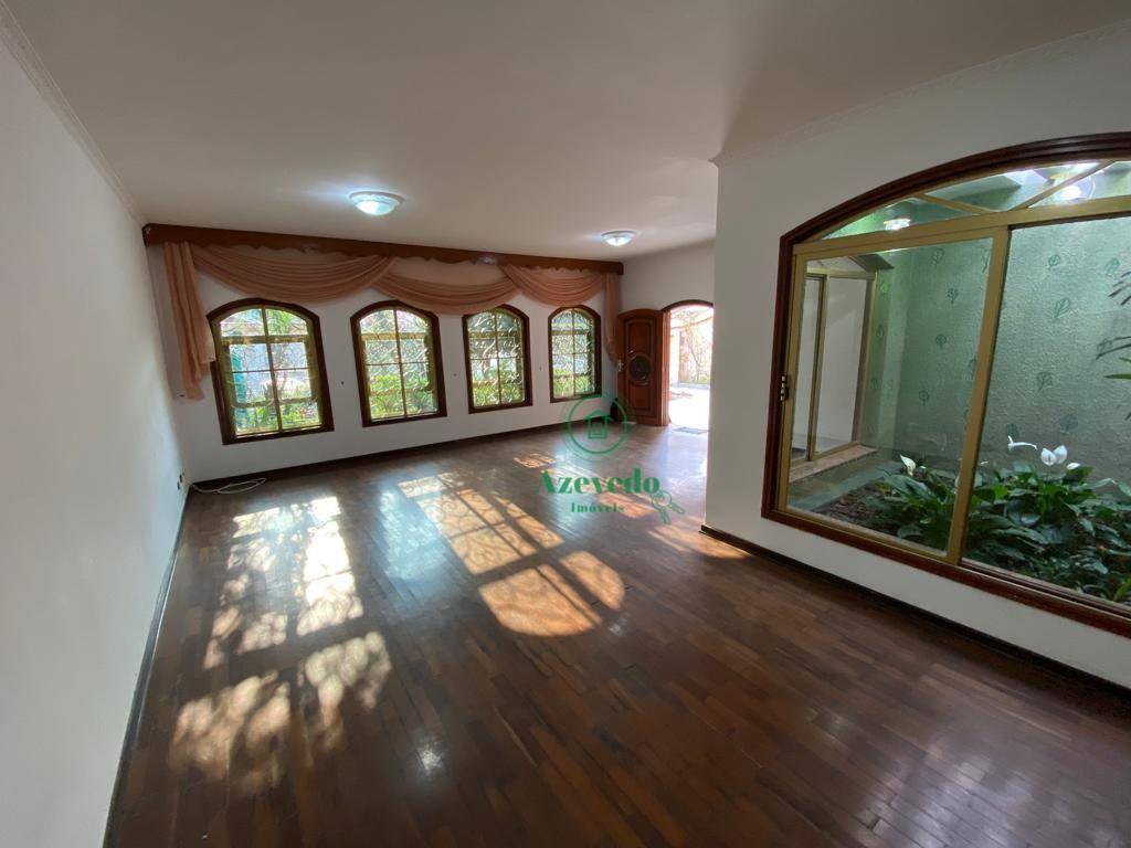 Casa em Vila Rosália, Guarulhos/SP de 197m² 3 quartos para locação R$ 5.000,00/mes