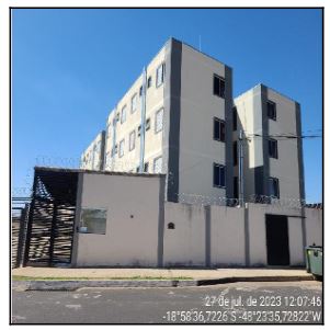 Apartamento em Loteamento Residencial Pequis, Uberlandia/MG de 50m² 2 quartos à venda por R$ 129.950,00