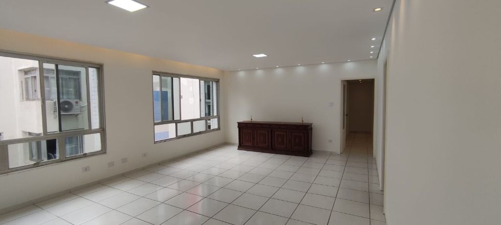 Apartamento em Gonzaga, Santos/SP de 121m² 3 quartos à venda por R$ 849.000,00