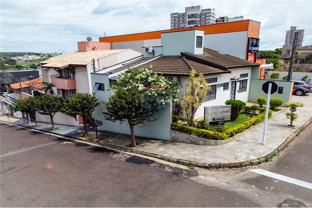 Casa em Vila Padovan, Botucatu/SP de 237m² 3 quartos à venda por R$ 1.199.000,00