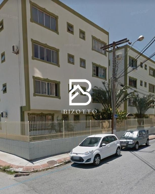 Casa em Kobrasol, São José/SC de 31m² 1 quartos à venda por R$ 179.000,00