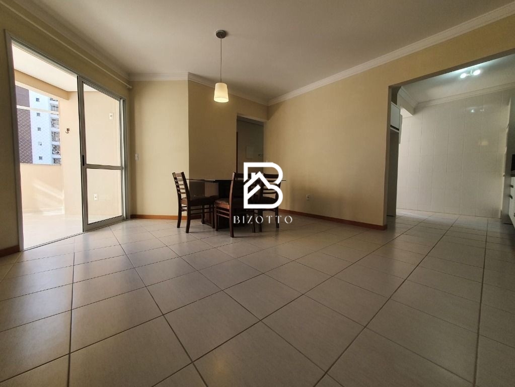 Apartamento em Barreiros, São José/SC de 73m² 2 quartos à venda por R$ 438.000,00