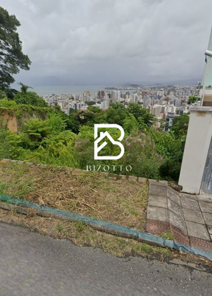 Terreno em Centro, Florianópolis/SC de 726m² à venda por R$ 799.000,00
