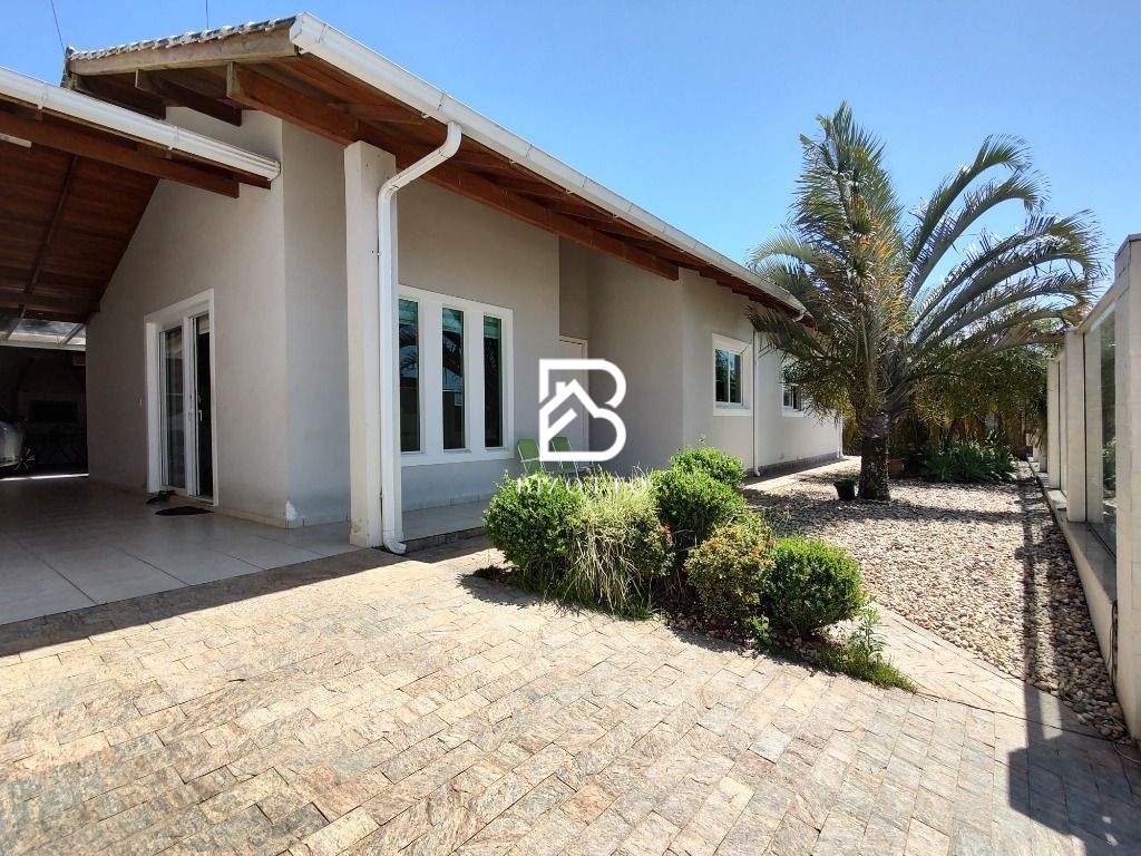 Casa em Aririu, Palhoça/SC de 140m² 3 quartos à venda por R$ 629.000,00