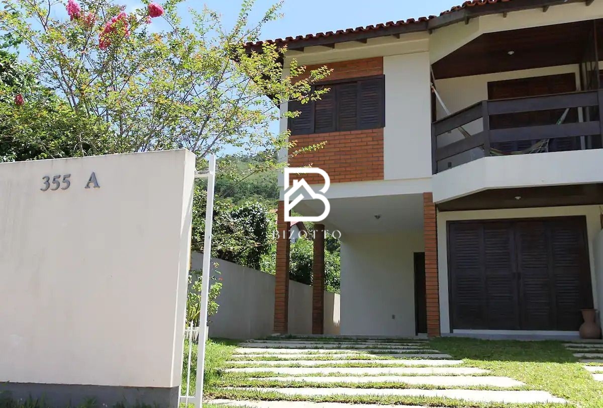 Casa em Praia Brava, Florianópolis/SC de 143m² 3 quartos à venda por R$ 1.349.000,00