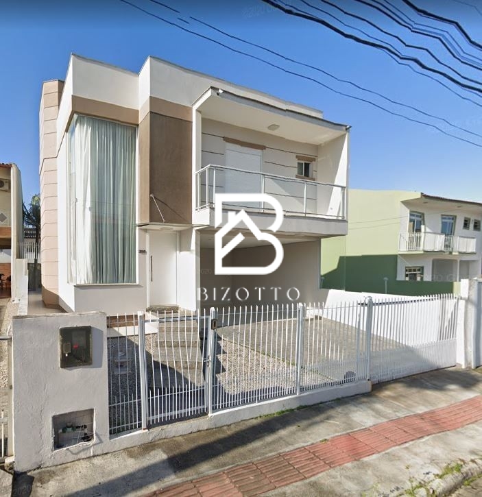 Casa em Praia Comprida, São José/SC de 180m² 3 quartos à venda por R$ 1.499.000,00