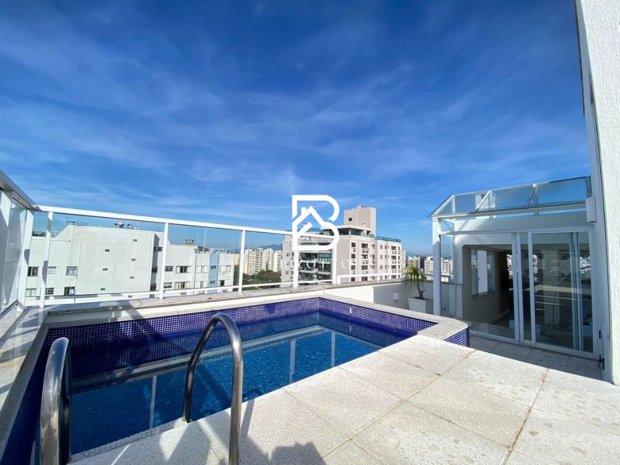 Penthouse em Centro, Florianópolis/SC de 409m² 4 quartos à venda por R$ 2.949.000,00