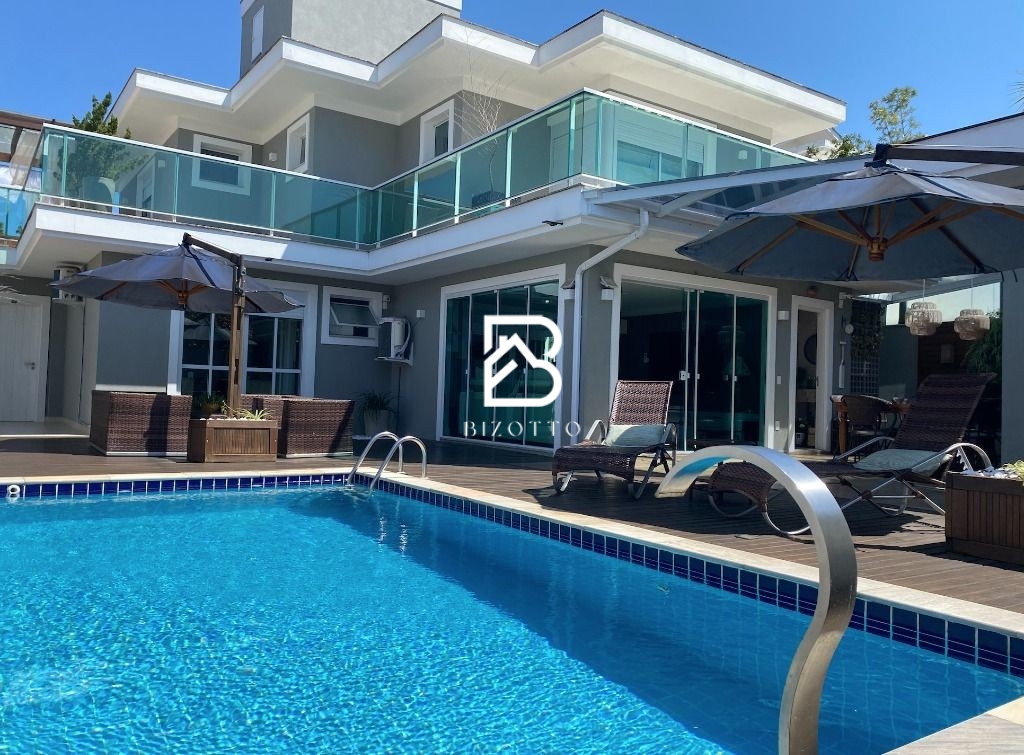 Casa em Jurerê Internacional, Florianópolis/SC de 350m² 4 quartos à venda por R$ 5.299.000,00