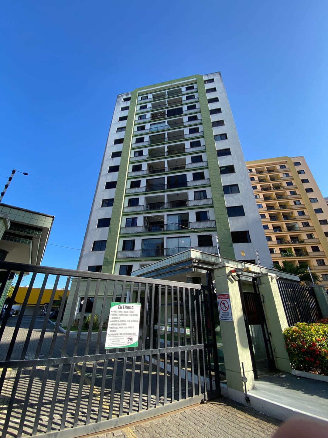 Apartamento em Grageru, Aracaju/SE de 90m² 3 quartos à venda por R$ 319.000,00