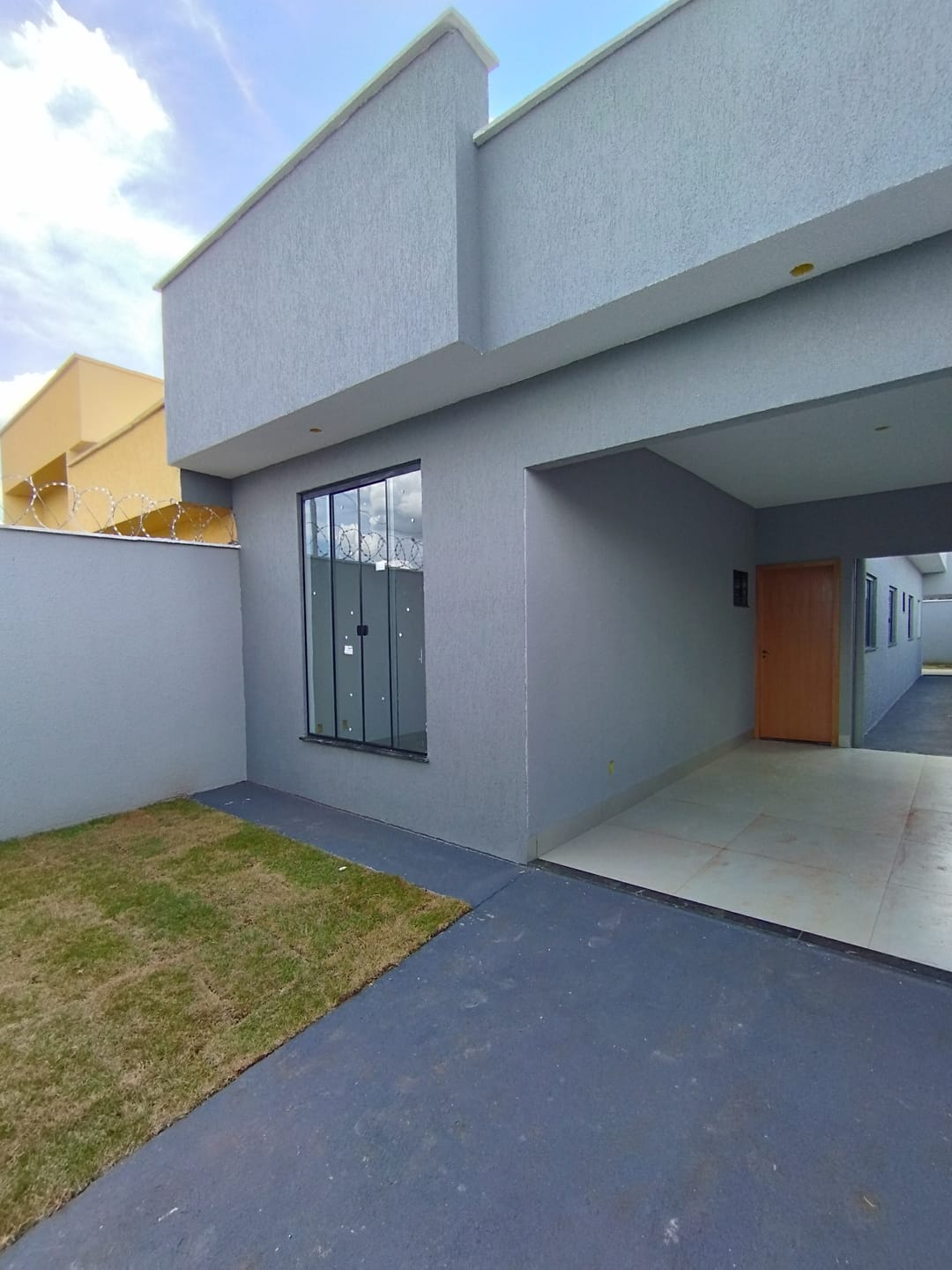Casa em Nova Olinda, Aparecida de Goiânia/GO de 112m² 3 quartos à venda por R$ 329.000,00
