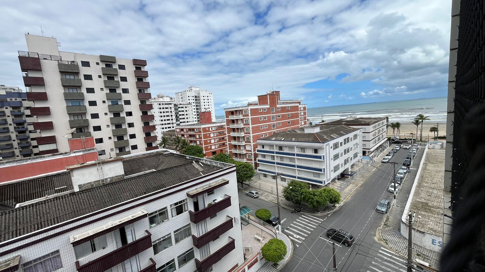 Apartamento em Vila Tupi, Praia Grande/SP de 77m² 2 quartos para locação R$ 3.000,00/mes
