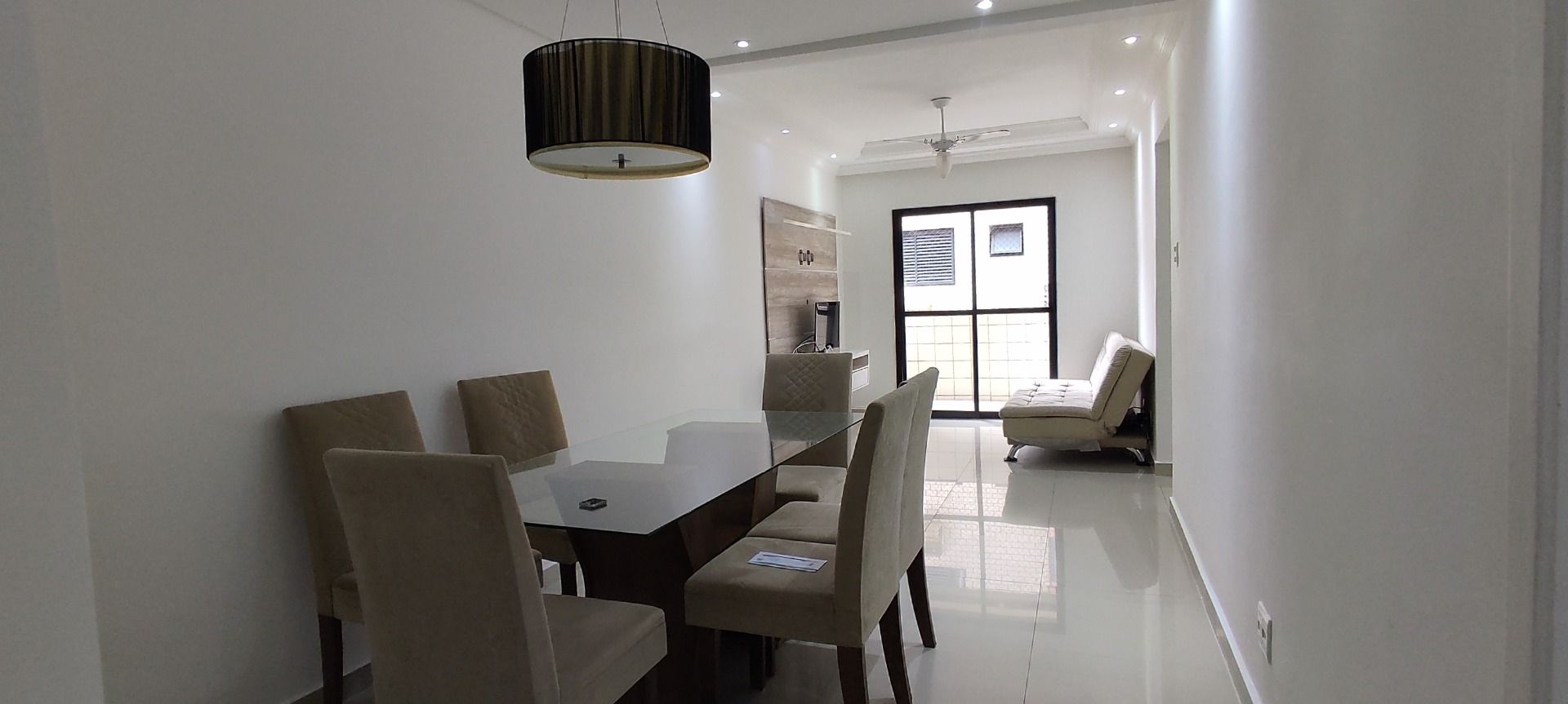 Apartamento em Vila Tupi, Praia Grande/SP de 80m² 2 quartos para locação R$ 2.800,00/mes