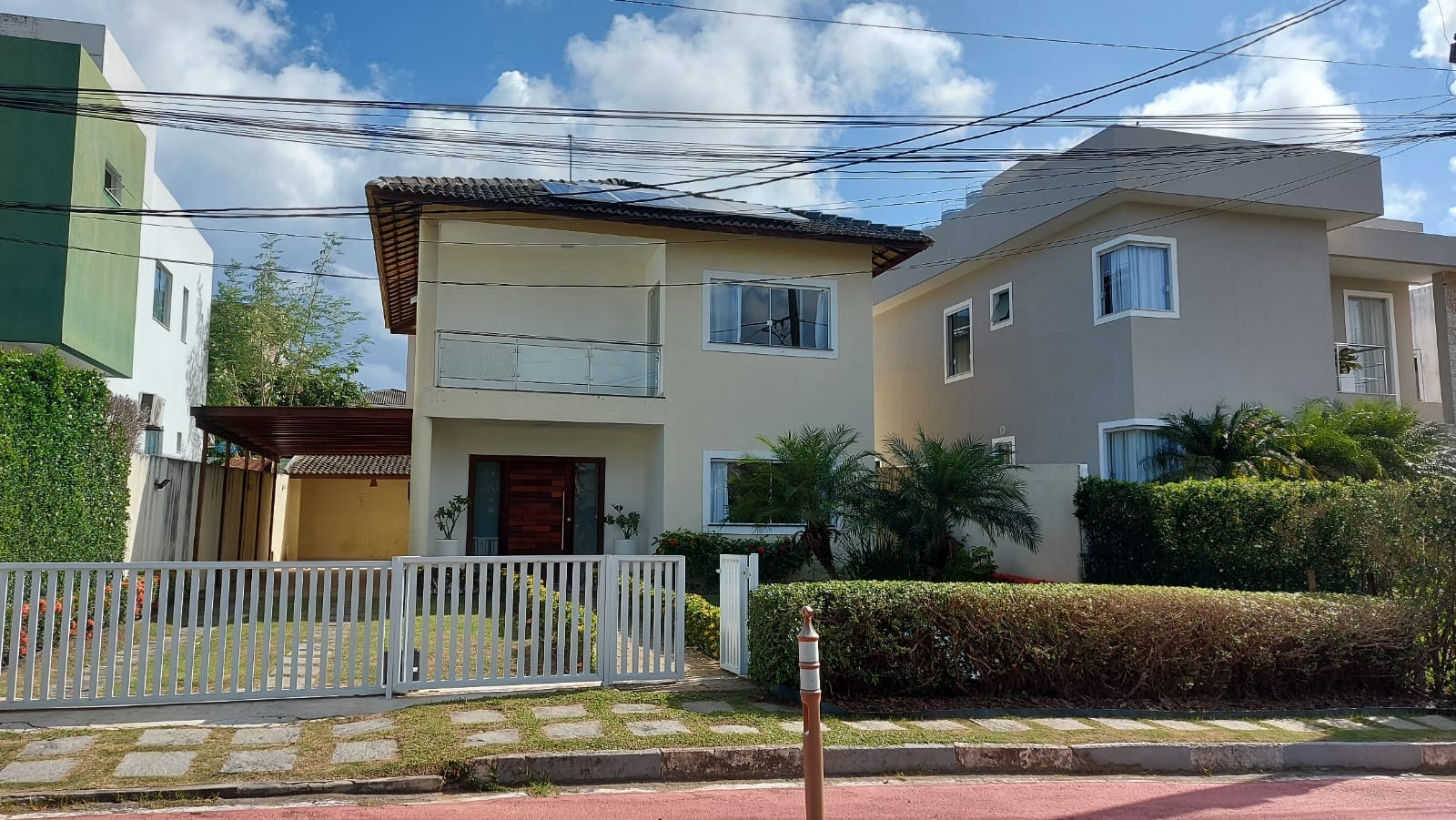 Casa em Centro, Camaçari/BA de 300m² 4 quartos à venda por R$ 888.990,00