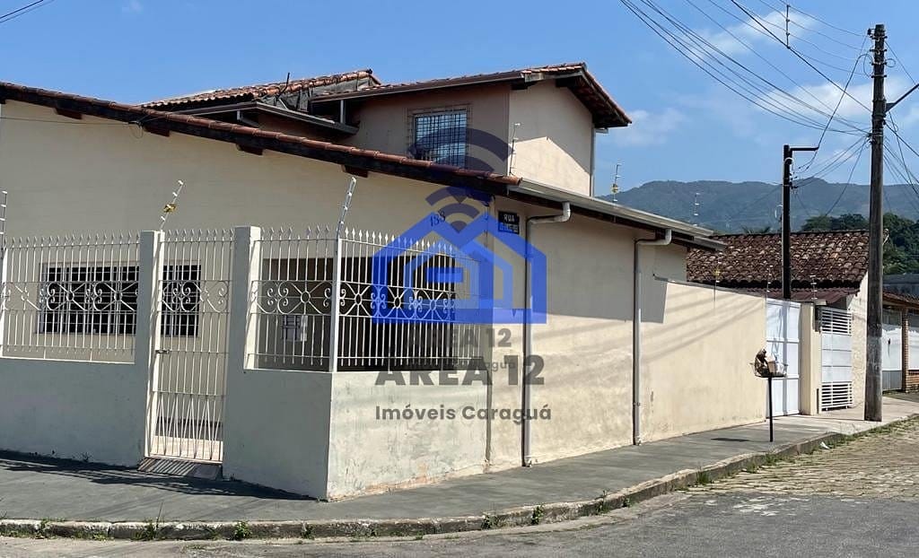 Casa em Centro, Caraguatatuba/SP de 264m² 4 quartos para locação R$ 4.500,00/mes