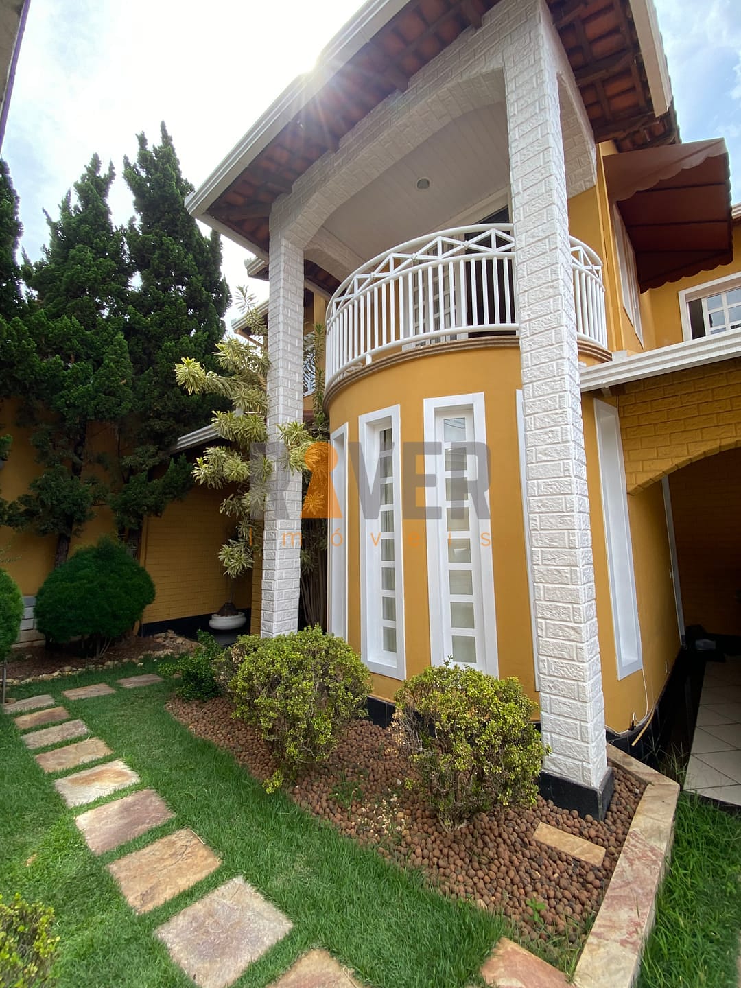 Casa em Tirol (Barreiro), Belo Horizonte/MG de 50m² 3 quartos para locação R$ 2.000,00/mes