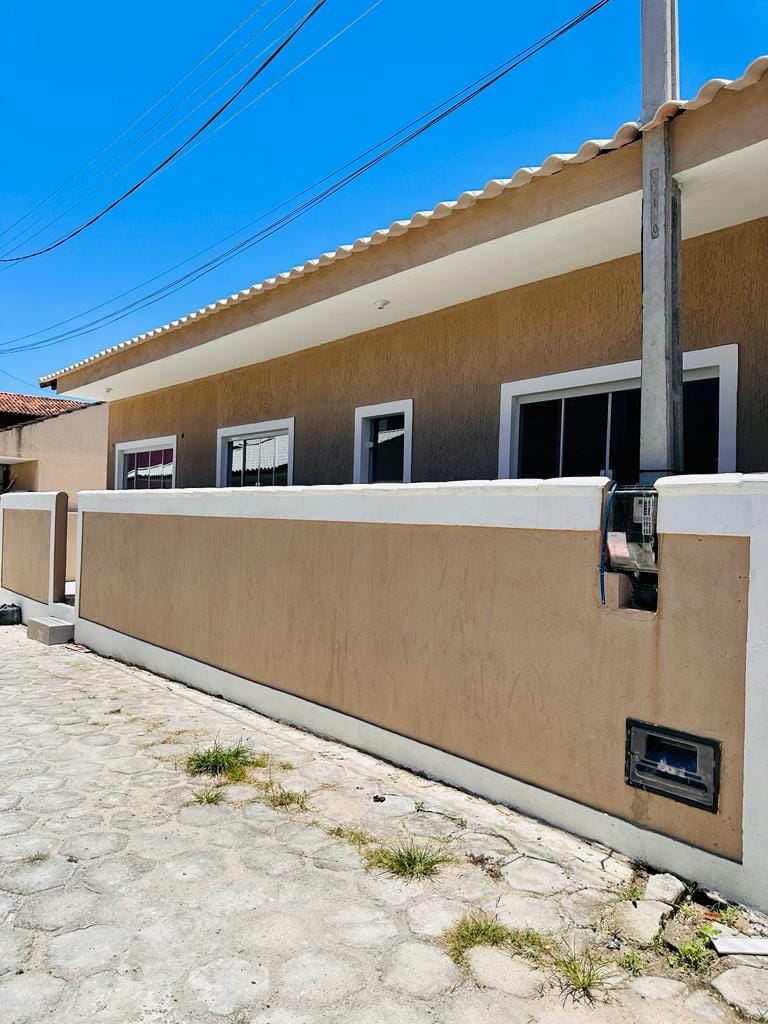 Casa em Baleia, São Pedro da Aldeia/RJ de 100m² 3 quartos à venda por R$ 389.000,00