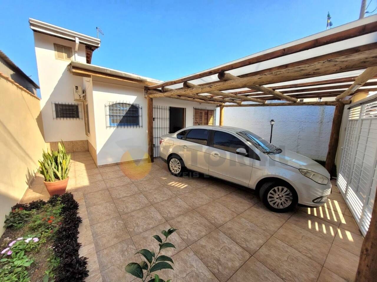 Casa em Massaguaçu, Caraguatatuba/SP de 130m² 2 quartos à venda por R$ 484.000,00