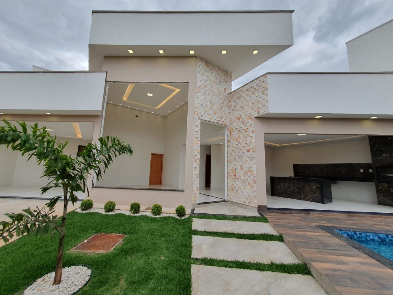 Casa em Setor Três Marias, Goiânia/GO de 118m² 3 quartos à venda por R$ 689.000,00
