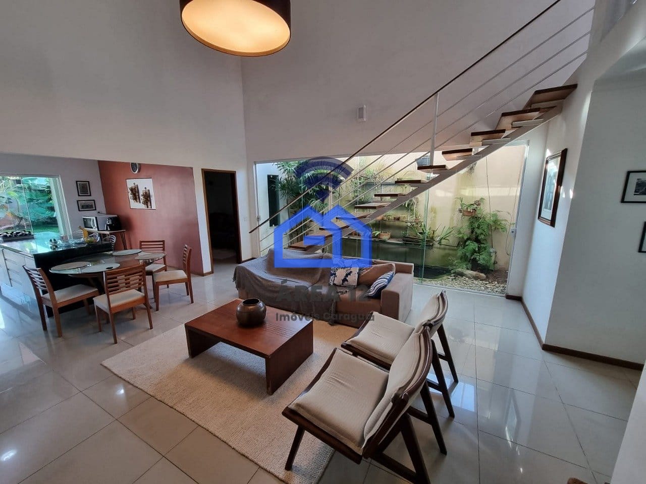Casa em Pontal de Santa Marina, Caraguatatuba/SP de 300m² 4 quartos à venda por R$ 1.199.000,00