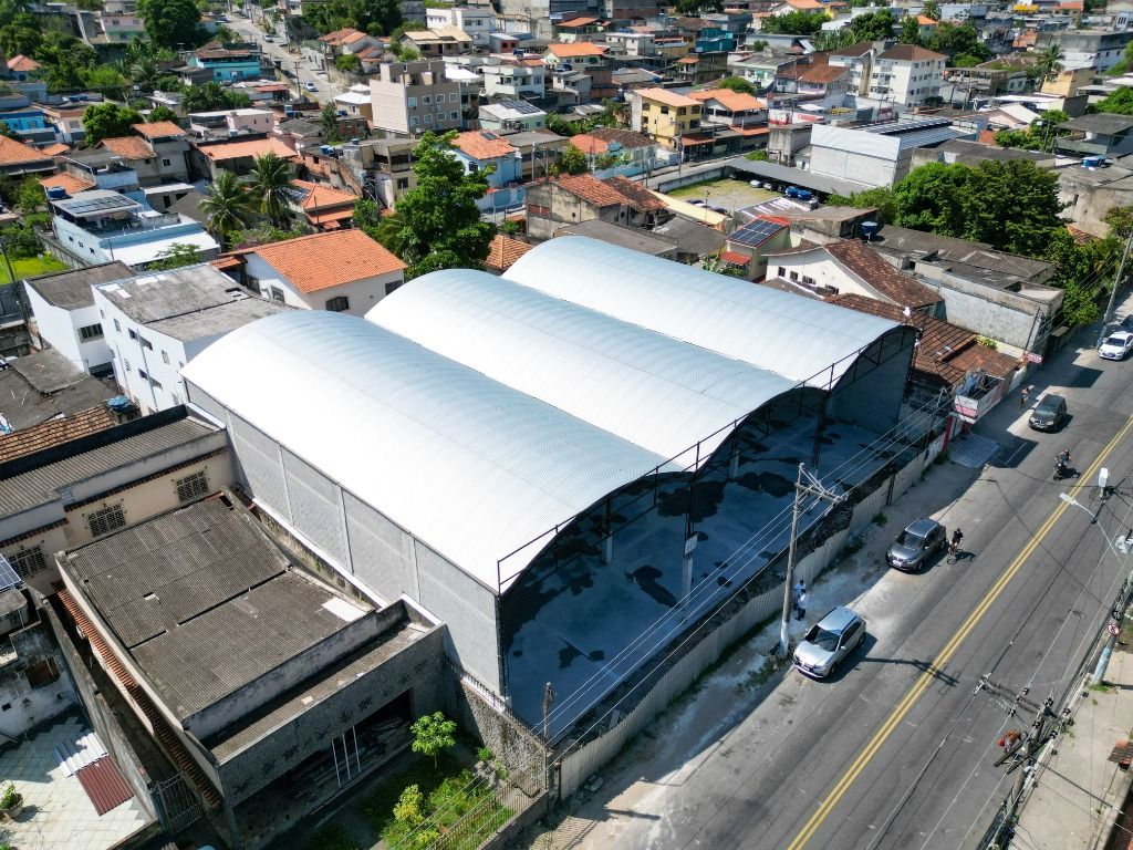 Galpão em Mutuá, São Gonçalo/RJ de 360m² para locação R$ 10.000,00/mes