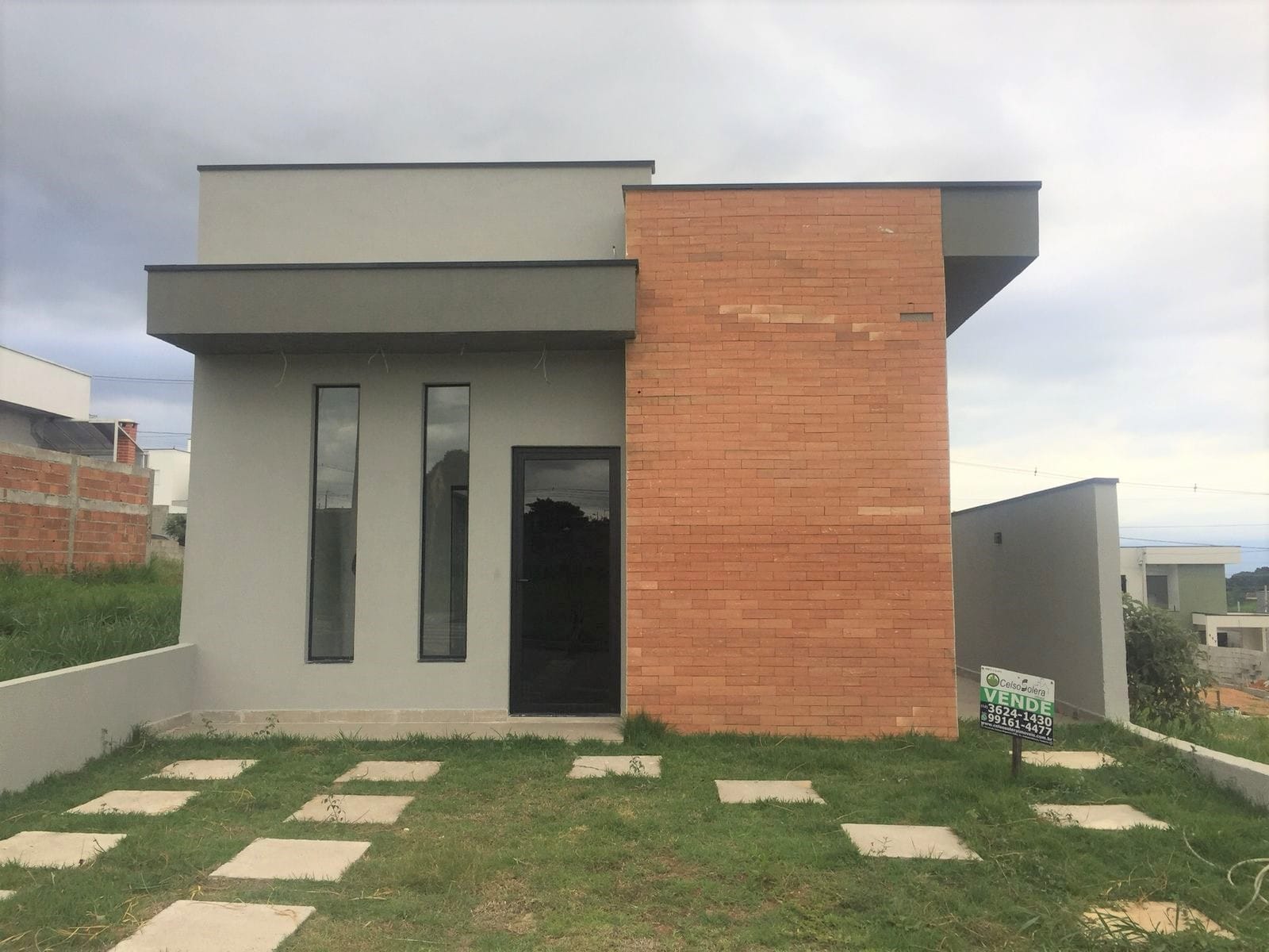 Casa em Centro, Taubaté/SP de 81m² 2 quartos à venda por R$ 349.000,00