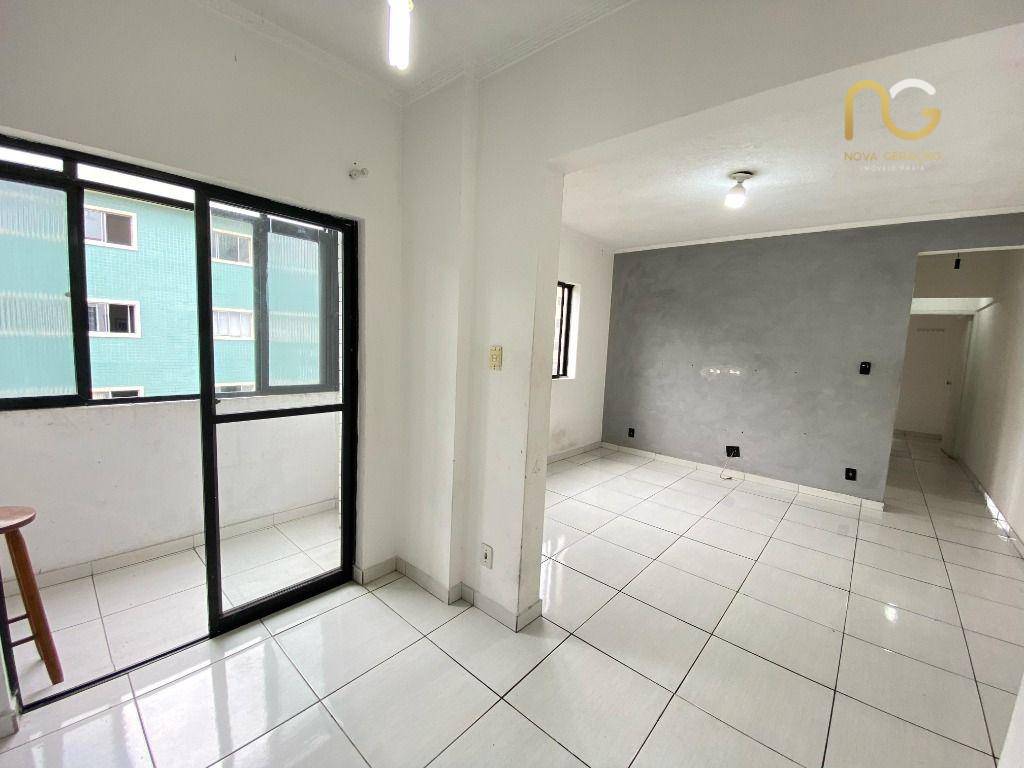 Apartamento em Vila Guilhermina, Praia Grande/SP de 57m² 1 quartos à venda por R$ 189.000,00