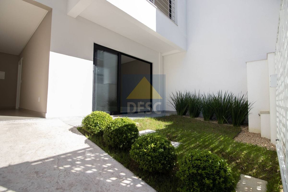 Casa em Centro, Balneário Camboriú/SC de 135m² 3 quartos à venda por R$ 3.699.000,00