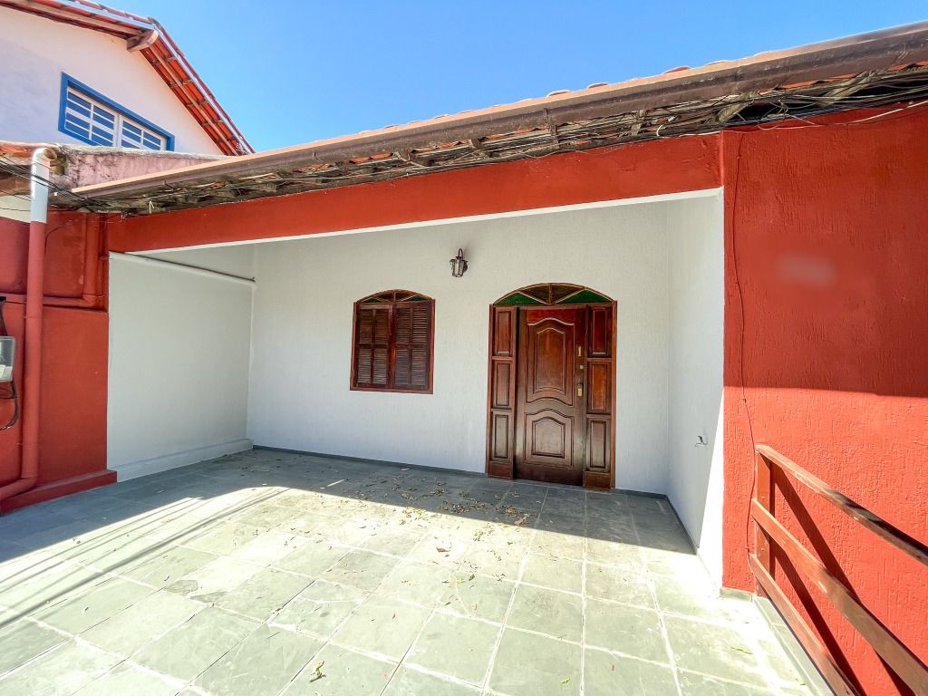Casa em Piratininga, Niterói/RJ de 139m² 2 quartos para locação R$ 2.400,00/mes