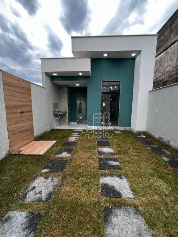 Casa em Porto da Pedra, São Gonçalo/RJ de 90m² 2 quartos à venda por R$ 387.500,00
