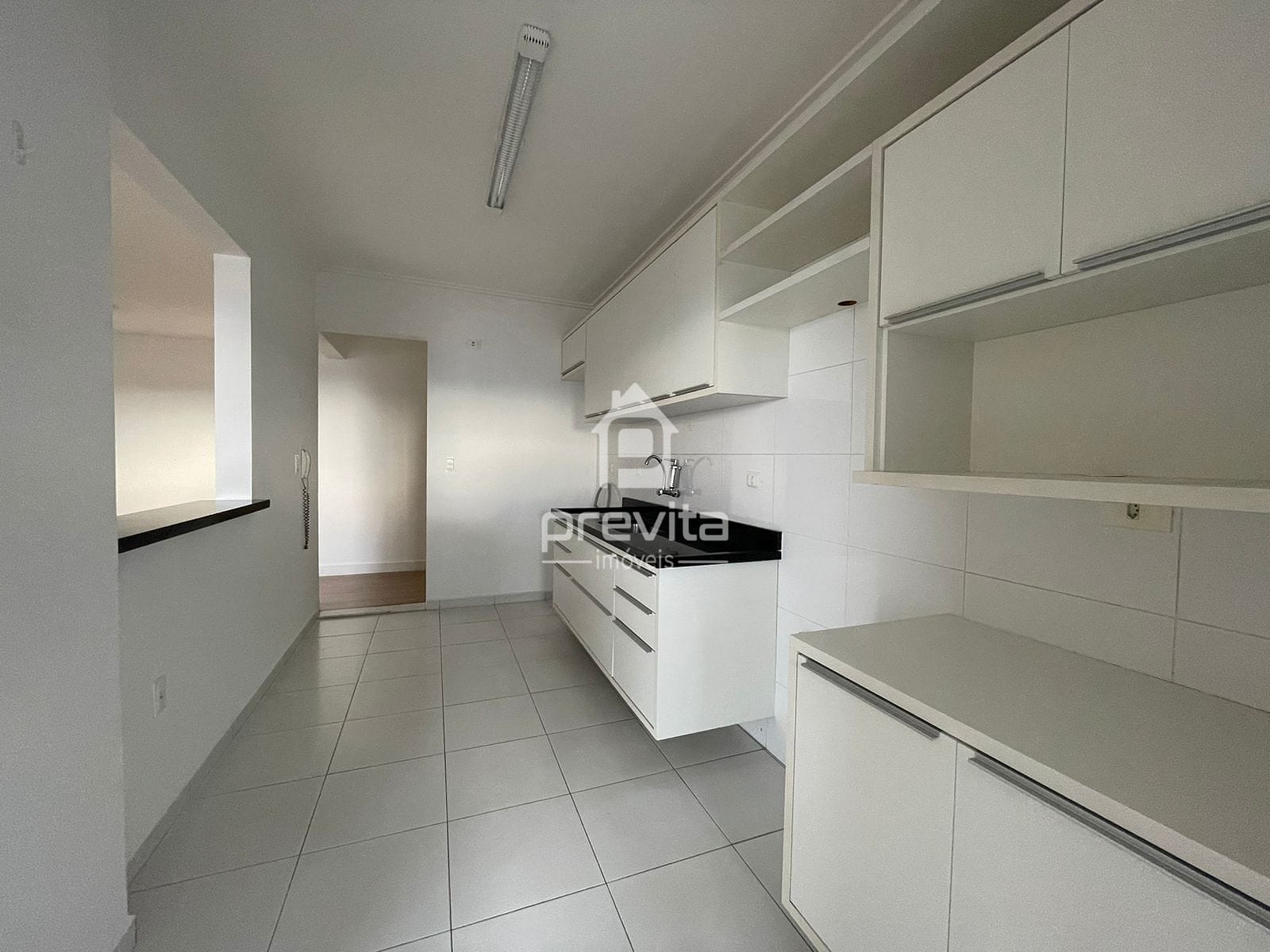 Apartamento em Parque Residencial Bom Conselho, Taubaté/SP de 111m² 3 quartos para locação R$ 2.700,00/mes