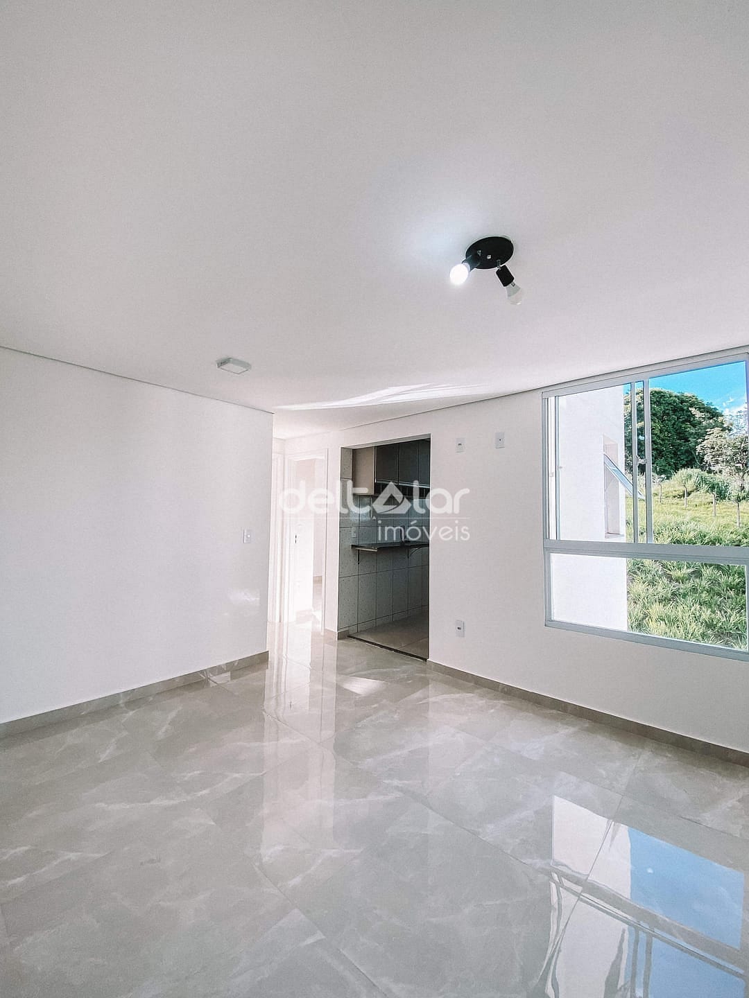 Apartamento em Planalto, Belo Horizonte/MG de 50m² 2 quartos para locação R$ 1.897,00/mes