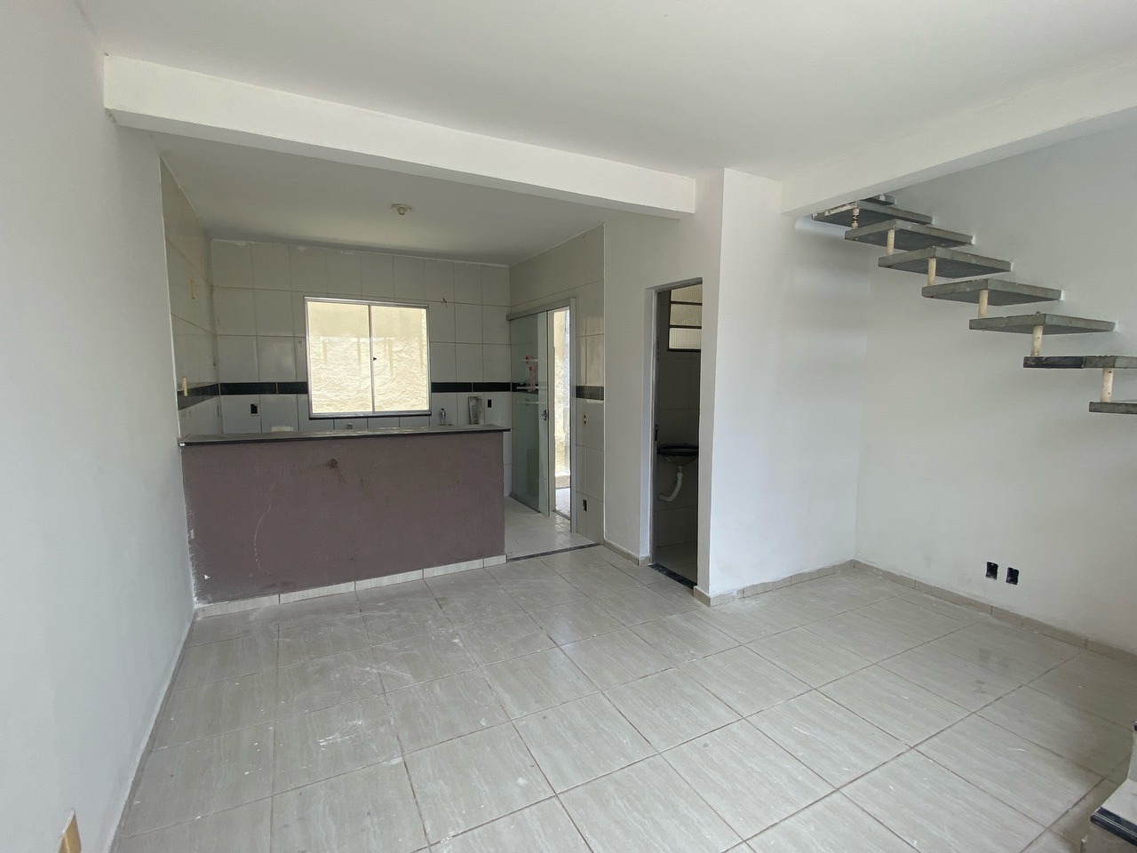 Casa em Santa Cecília, Esmeraldas/MG de 60m² 2 quartos à venda por R$ 130.000,00