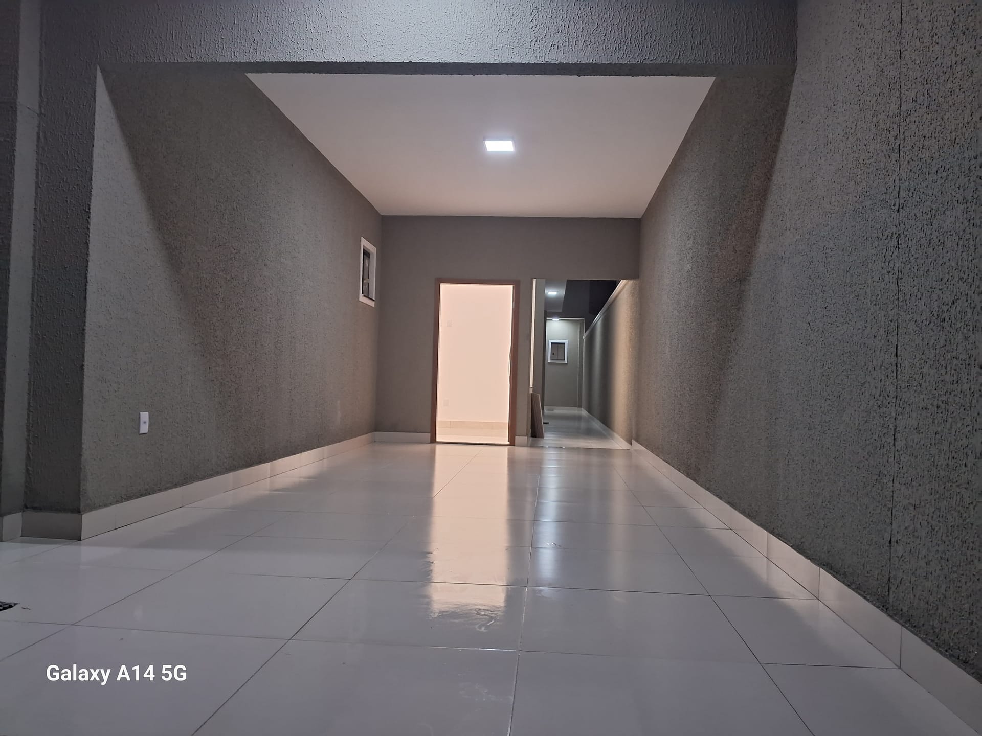 Casa em Vila Brasília, Aparecida de Goiânia/GO de 153m² 3 quartos à venda por R$ 618.900,00