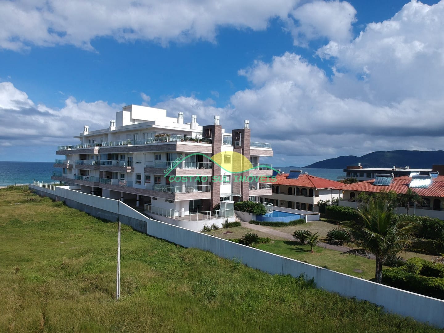 Apartamento em Morro das Pedras, Florianópolis/SC de 114m² 2 quartos à venda por R$ 1.979.000,00