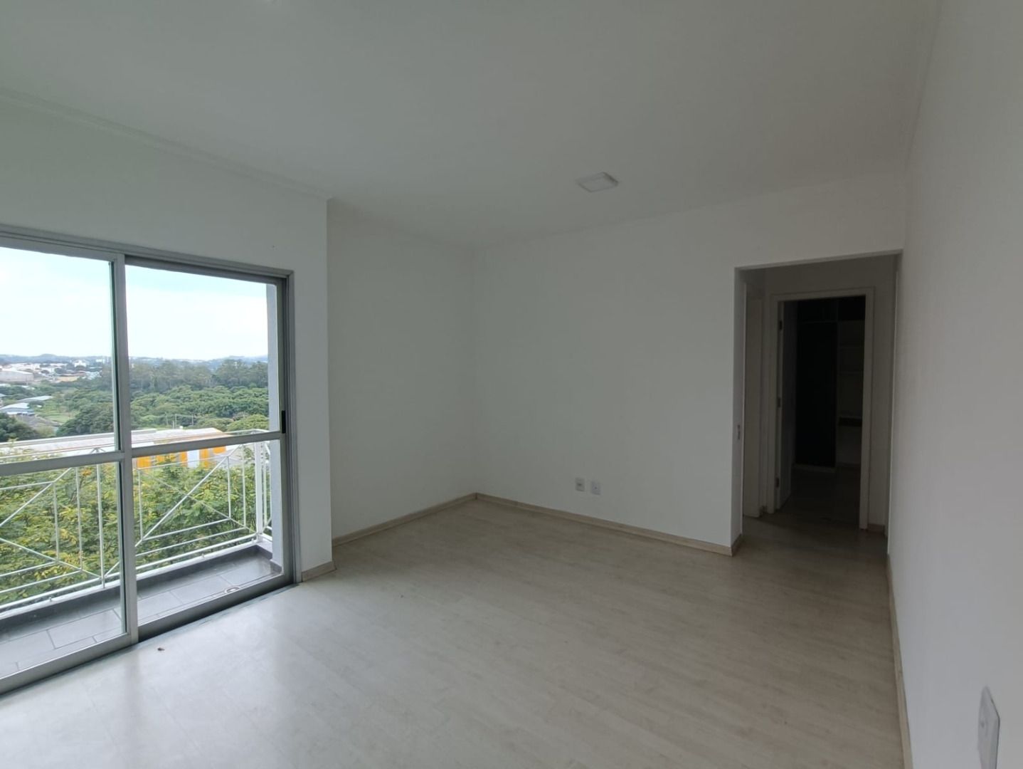 Apartamento em Monterrey, Louveira/SP de 60m² 2 quartos à venda por R$ 339.000,00